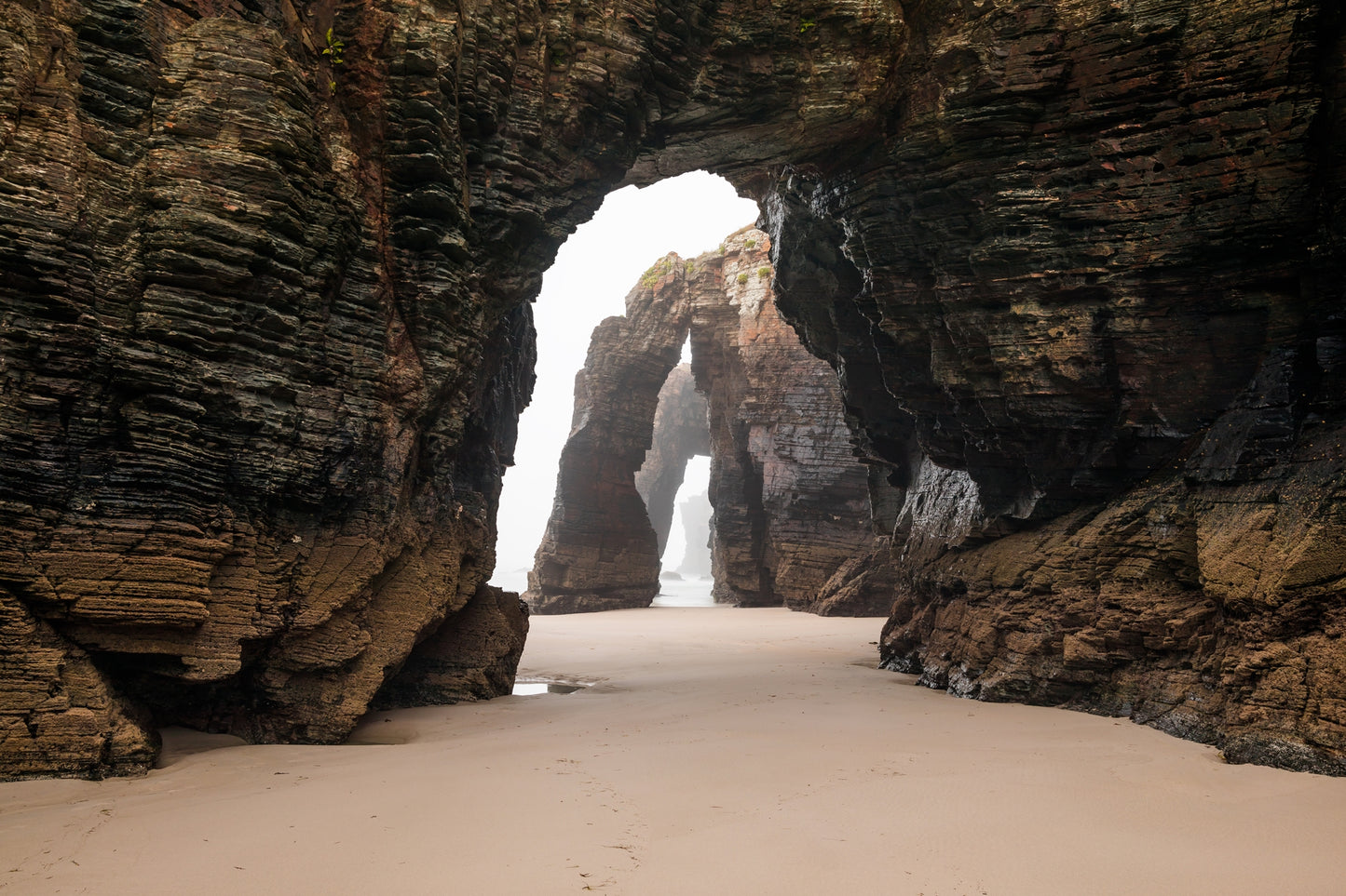 Photo Wall Mural-BEACH CAVE-(5382)-NON WOVEN-Wallpaper-Tunnel Rocks Cliff XXL